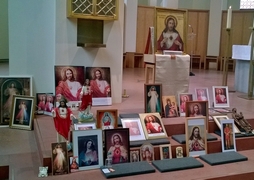 Herz Jesu Bilder im Kleinen Michel Hamburg